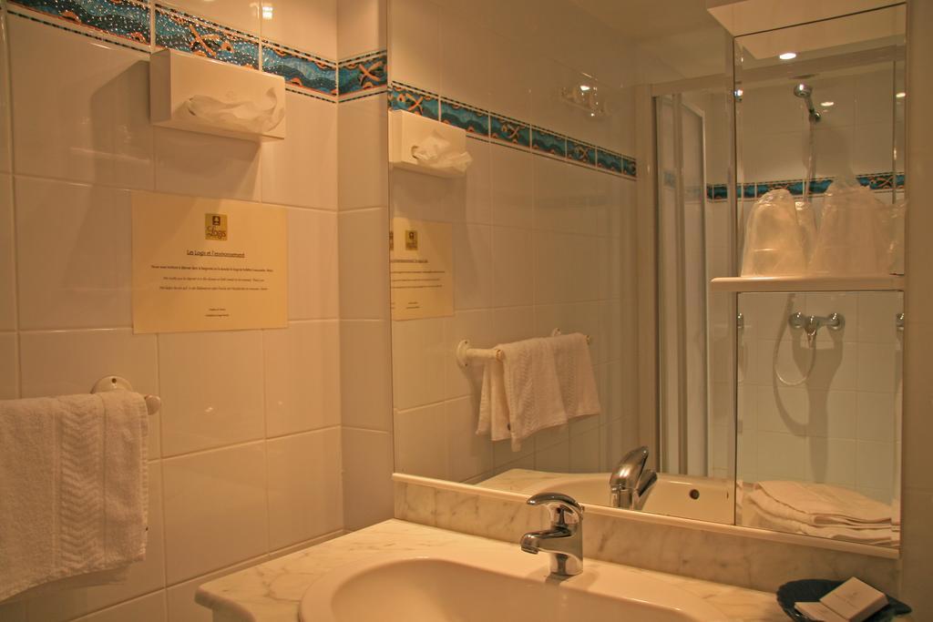 โดแมน เลอ มาร์ติเนต์ ดิ ออริจินัล เรอแล Hotel Bouin  ภายนอก รูปภาพ