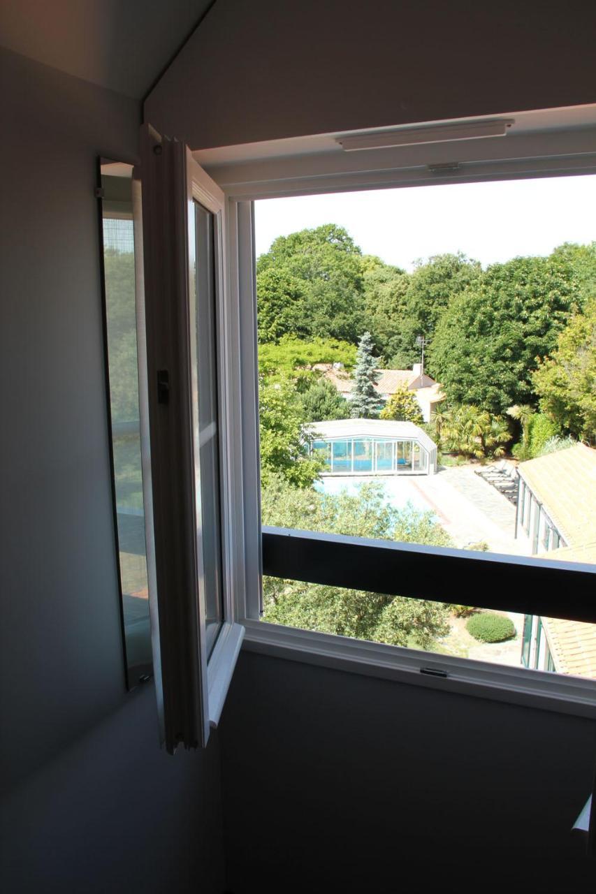 โดแมน เลอ มาร์ติเนต์ ดิ ออริจินัล เรอแล Hotel Bouin  ภายนอก รูปภาพ